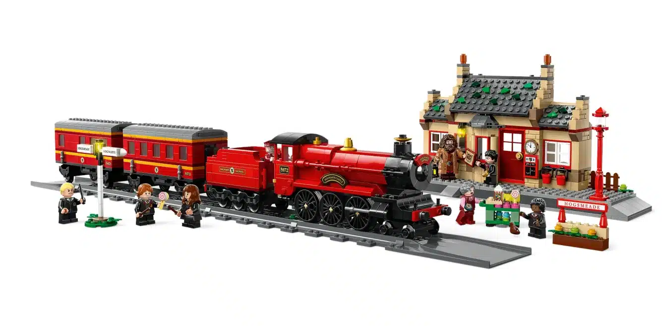 Hogwarts Express and Hogsmeade Station - Source: The LEGO Group