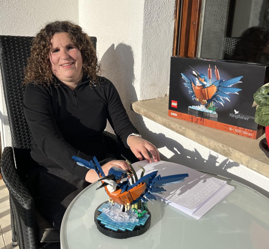 Photo of Laia with Kingfisher build