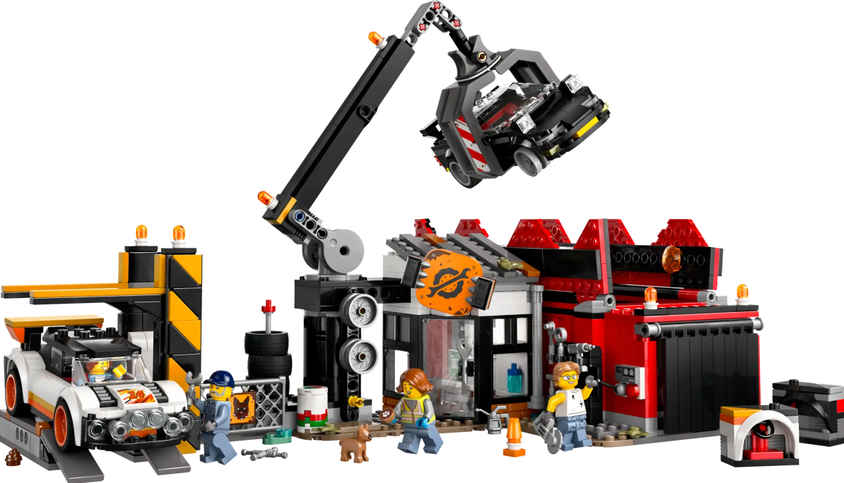 Scrap Yard with Cars - Source The LEGO GroupScrap Yard with Cars