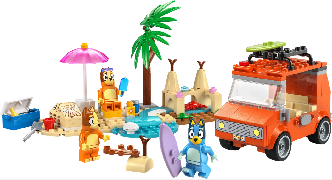 Bluey's Beach and Family Trip - Source The LEGO GroupBluey’s Beach and Family Trip