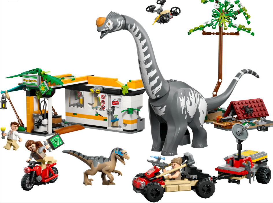 Raptor & Titanosaurus Tracking Mission - Source The LEGO GroupRaptor & Titanosaurus Tracking Mission