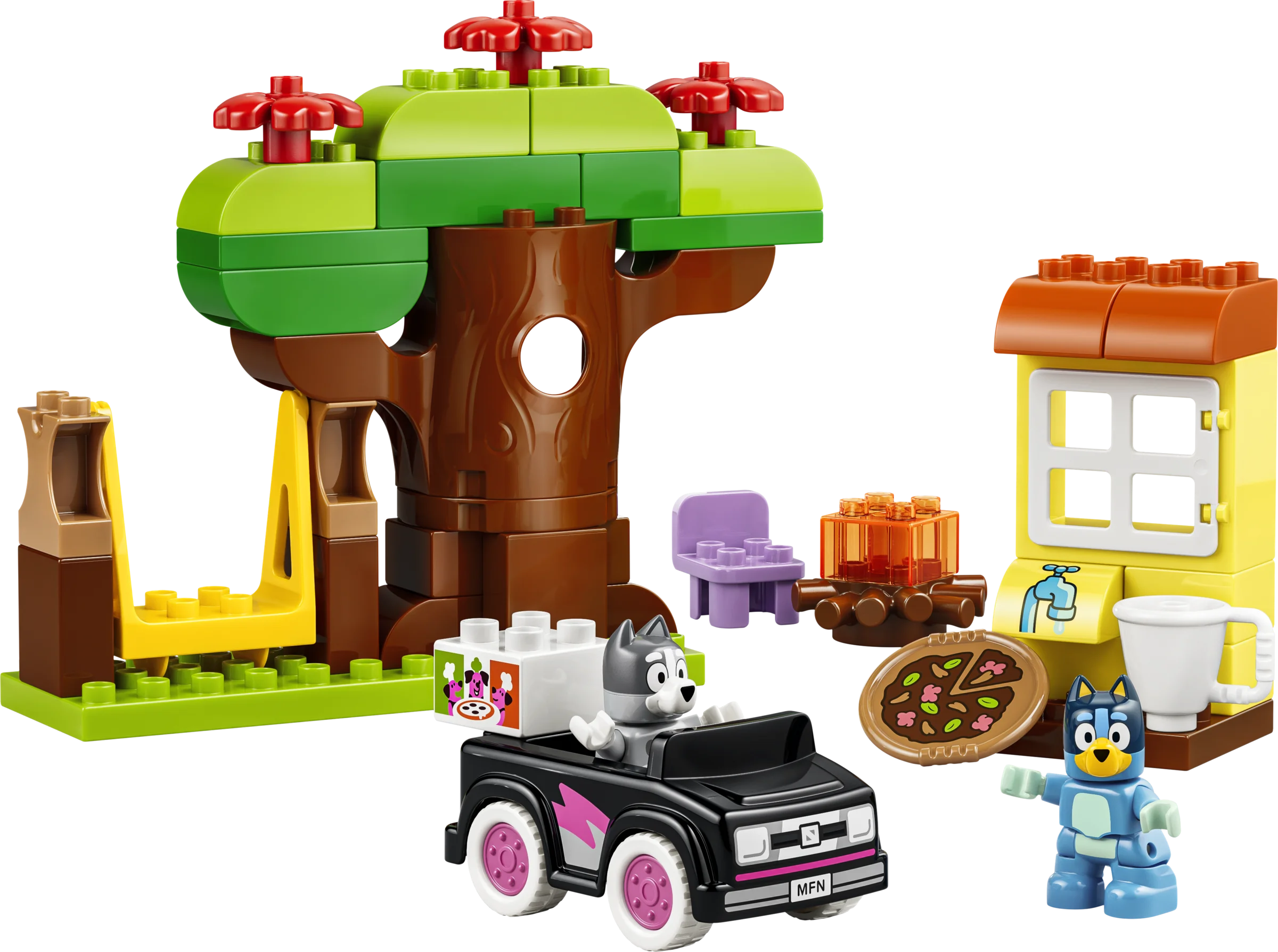 Pizza Girls with Muffin and Bluey - Source The LEGO GroupPizza Girls with Muffin and Bluey - Source The LEGO Group
